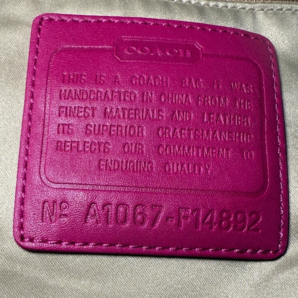 Coach Horse & Carriage Sateen Tote With Matching Pouch F14892 - Picture 5 of 17